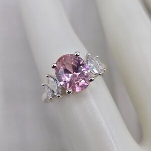 Swarovski crystal ring, gold plated, new tags size 7